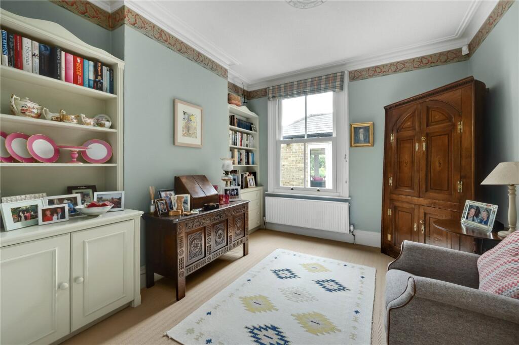 Manor Road, East Molesey, Surrey, KT8 photo 4