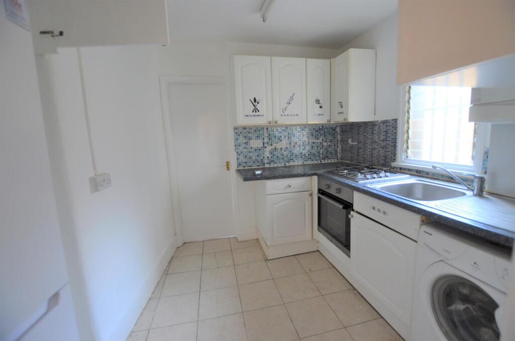 Main image of property: Silver Street