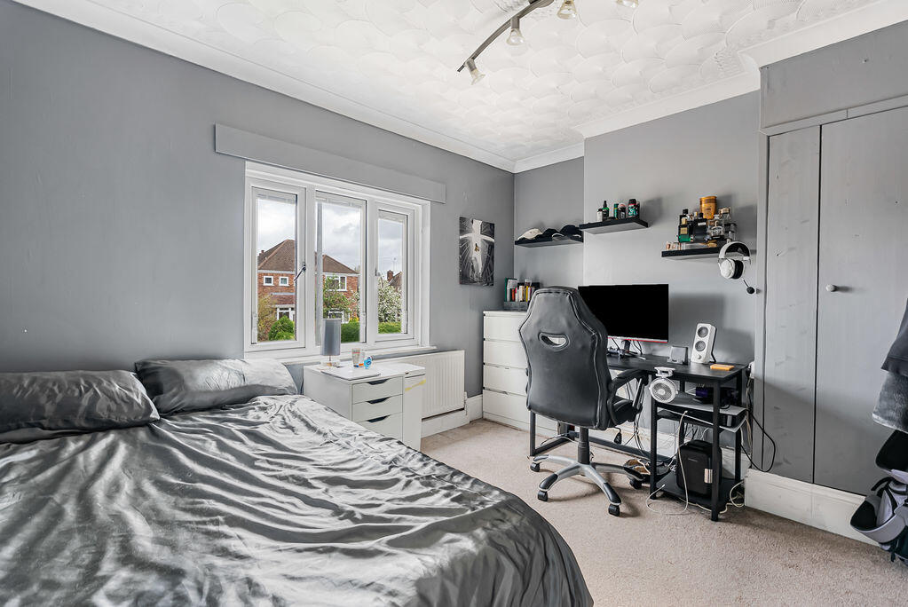 House in Milton Keynes, West Bletchley - More