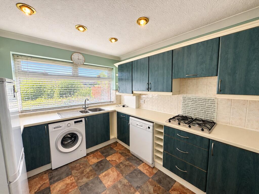 House in Sefton, Liverpool City Region - View 5