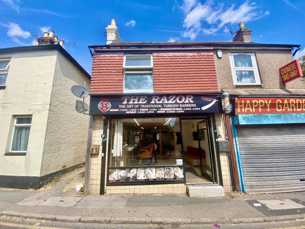 Main image of property: High Street, Aveley, South Ockendon