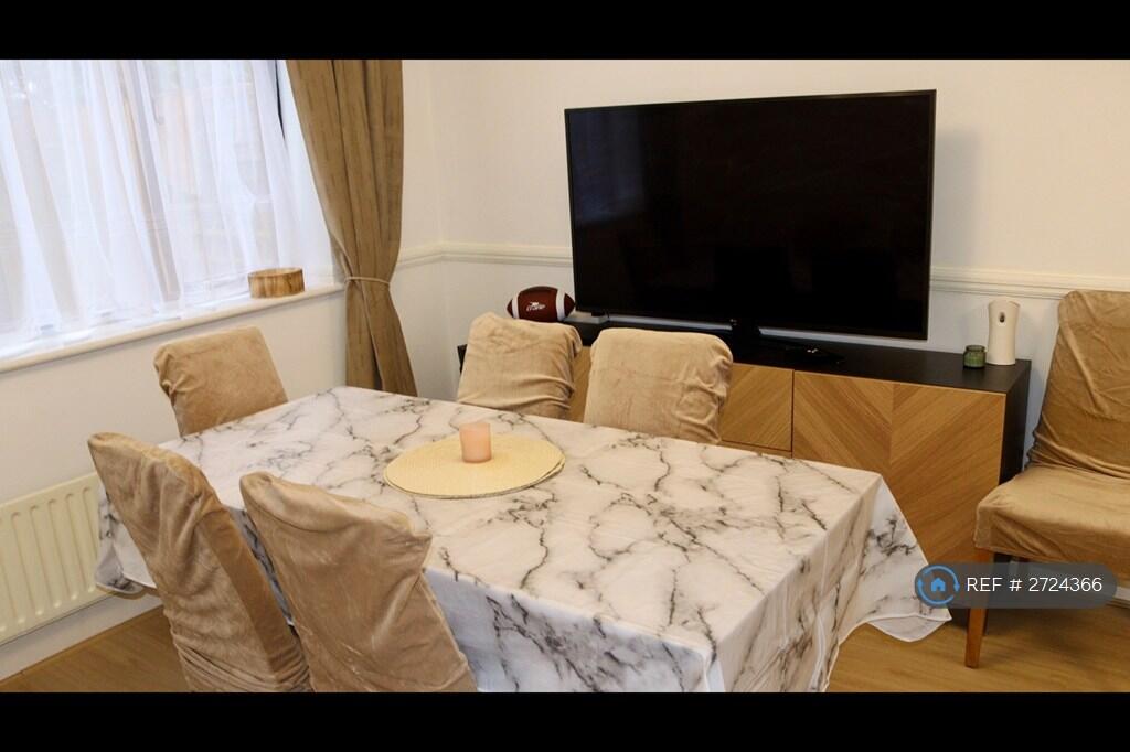 House in Telford - View 5