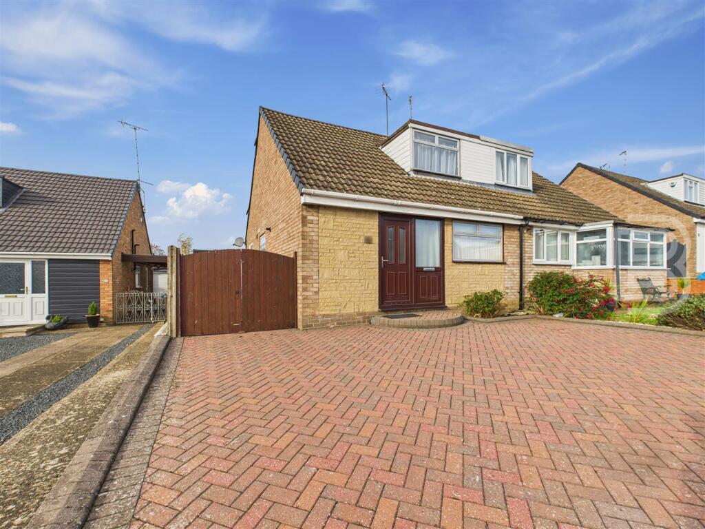 Firs Drive, Rugby, Rugby