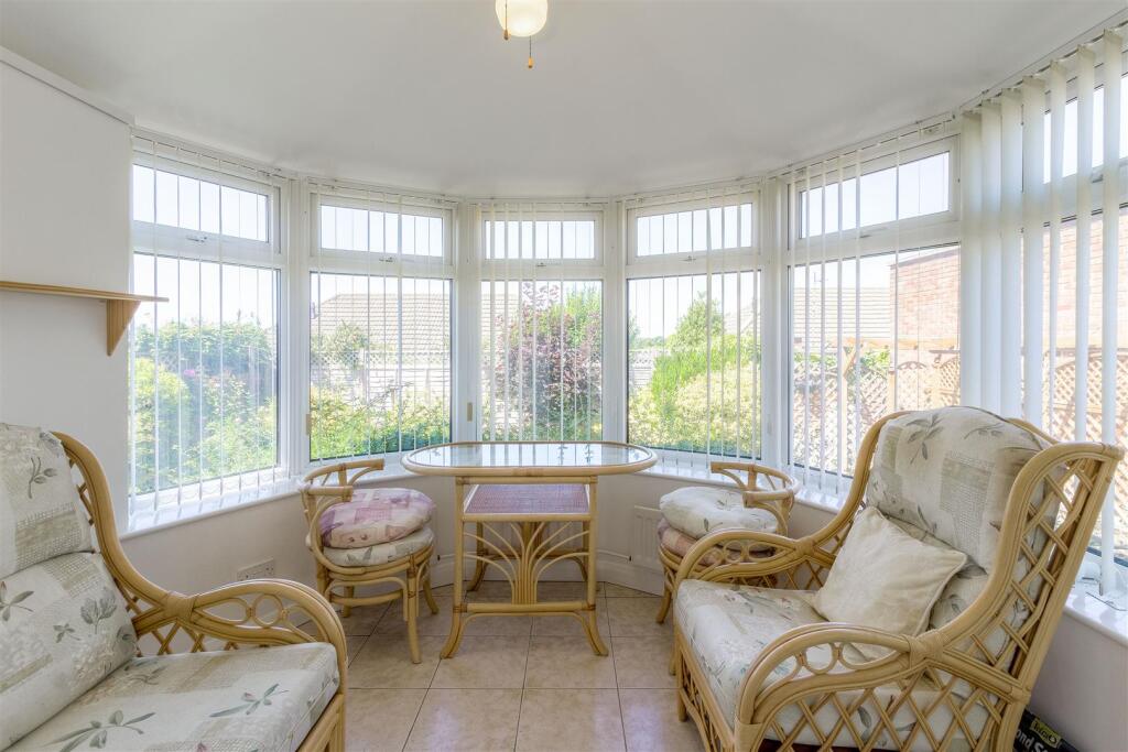 Cedar Way, 'The Pyghtle', Wellingborough - View 5