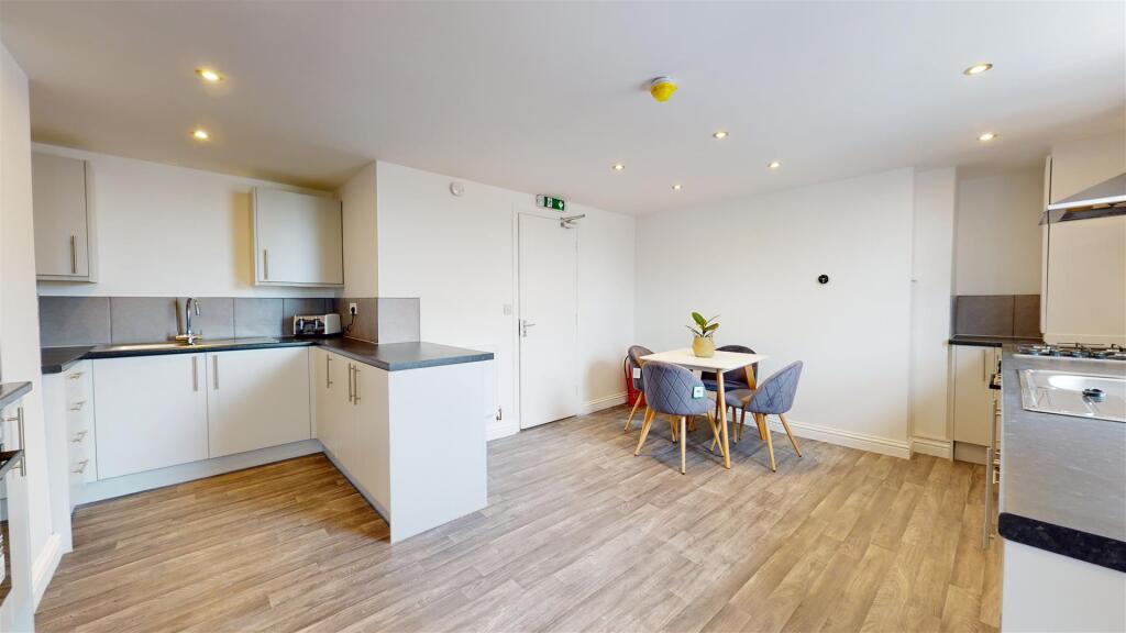 Additional image 7 of Kirkgate, Shipley