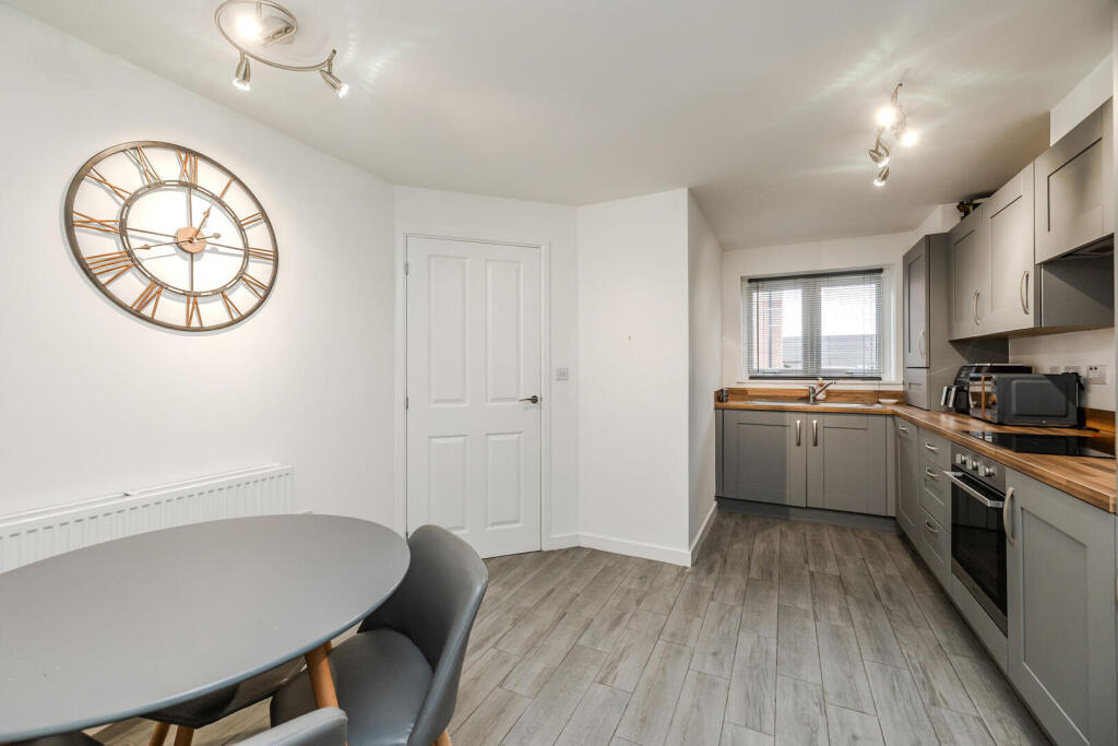House in Newcastle upon Tyne - View 5