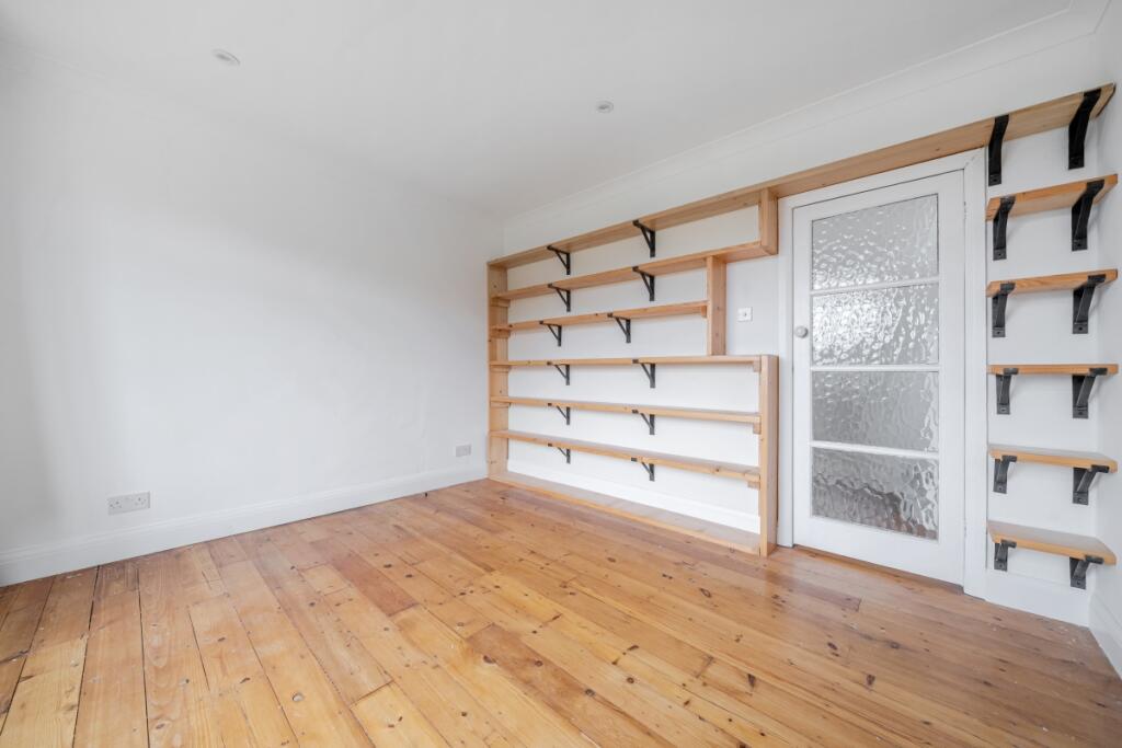 House in St Albans - View 5