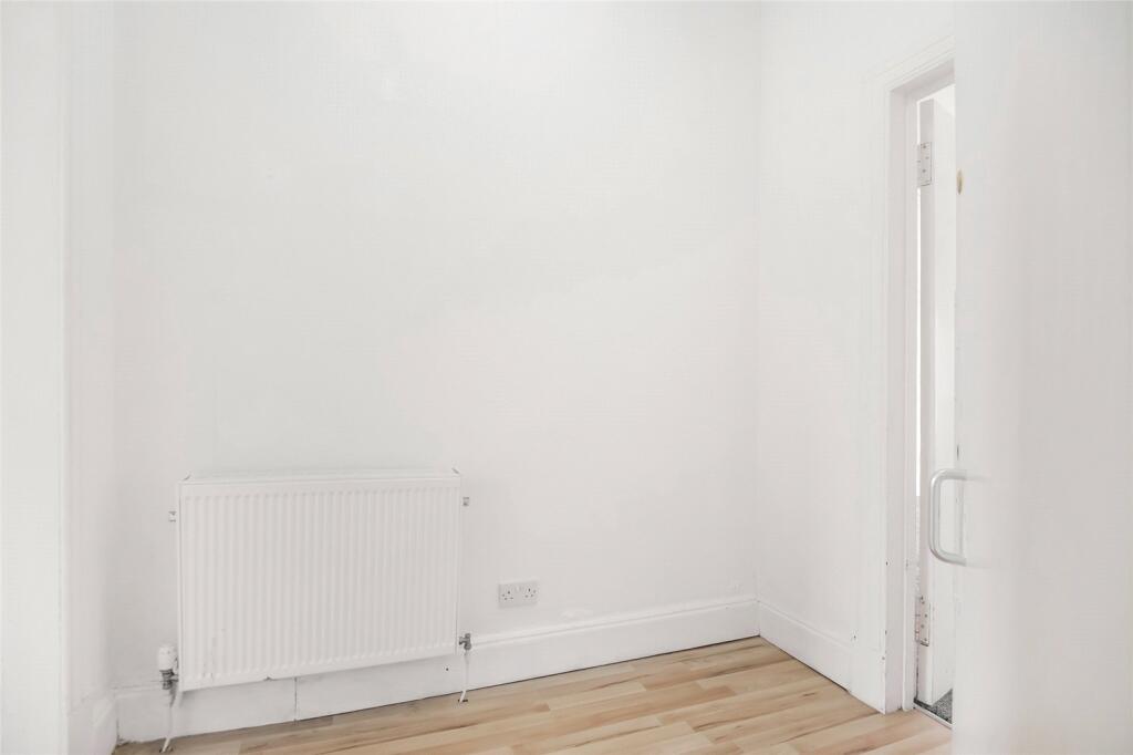 Apartment in Glasgow - View 5