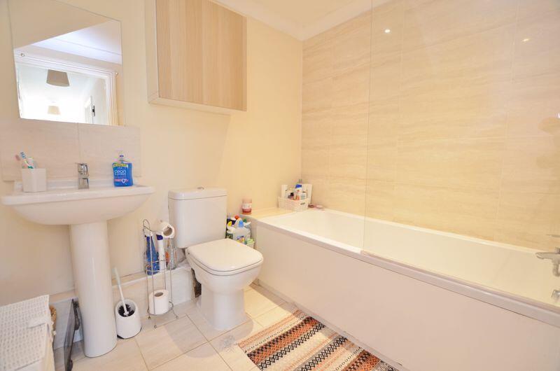 Beaufort Road, Southbourne photo 2