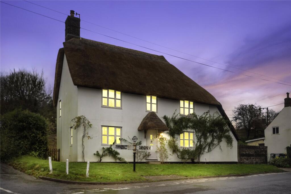 Main image of property: Piddlehinton, Dorset