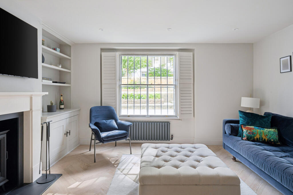 Apartment in London - More