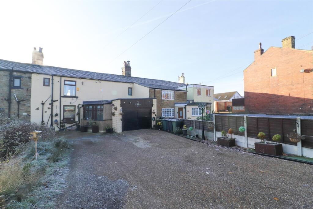 Main image of property: Ossett Lane, Dewsbury