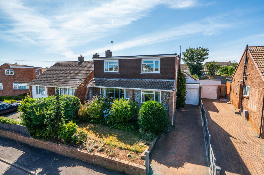 Main image of property: Bapton Close, Exmouth, Devon