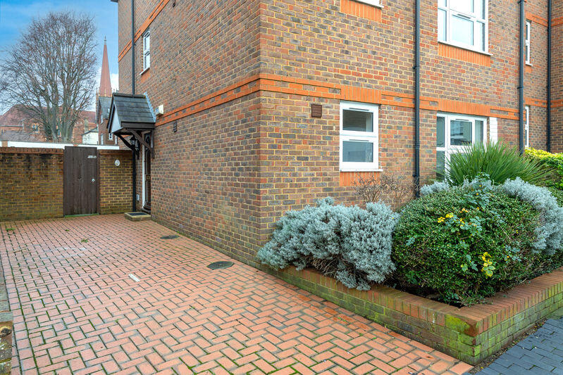 Main image of property: Alma Road, St. Albans