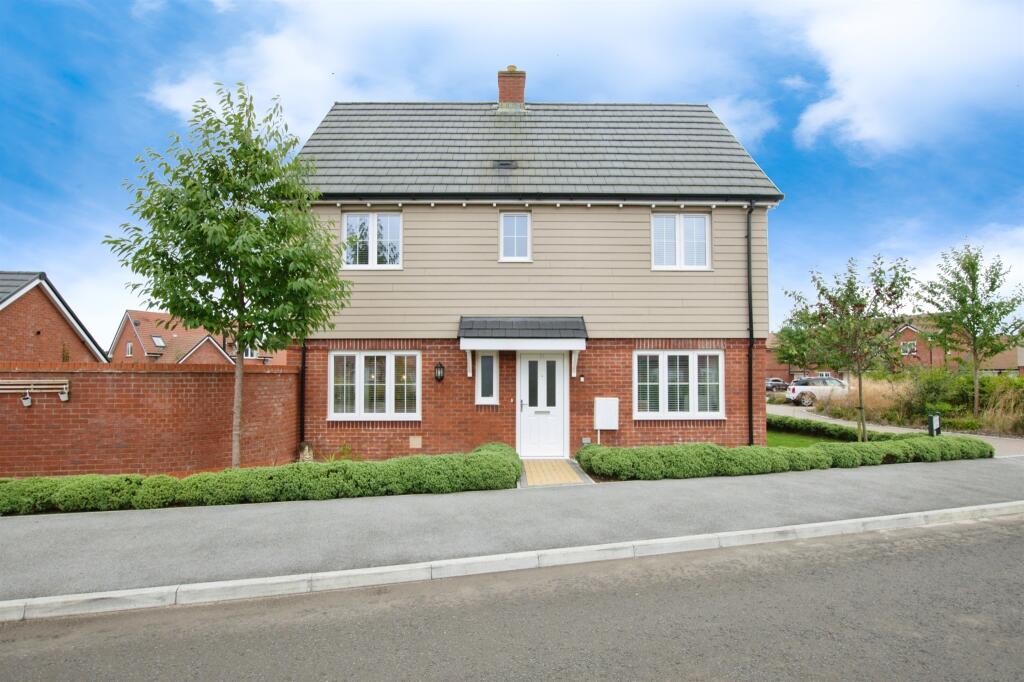 Main image of property: Caspars Way, Fordingbridge