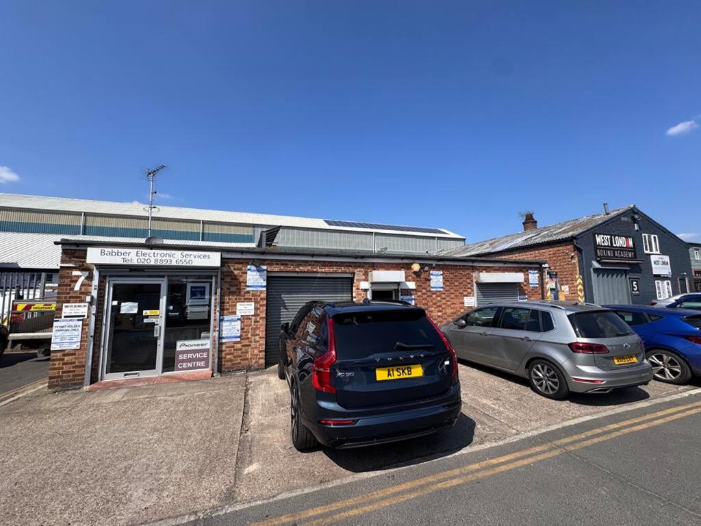 Main image of property: Unit 7, Waterside Trading Centre, Hanwell, W7 2QD
