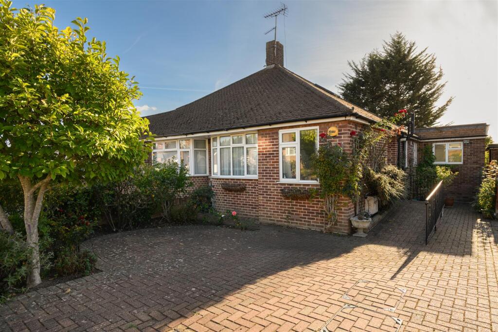 Main image of property: Hamilton Close, Cockfosters, EN4