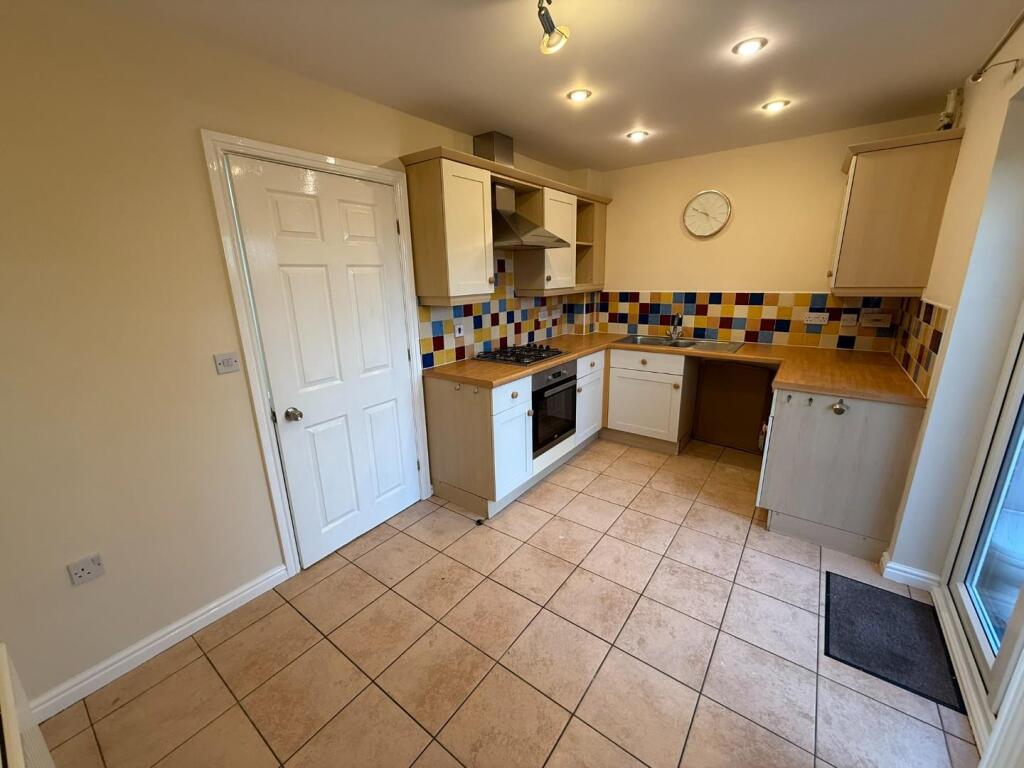 House in Wakefield - More