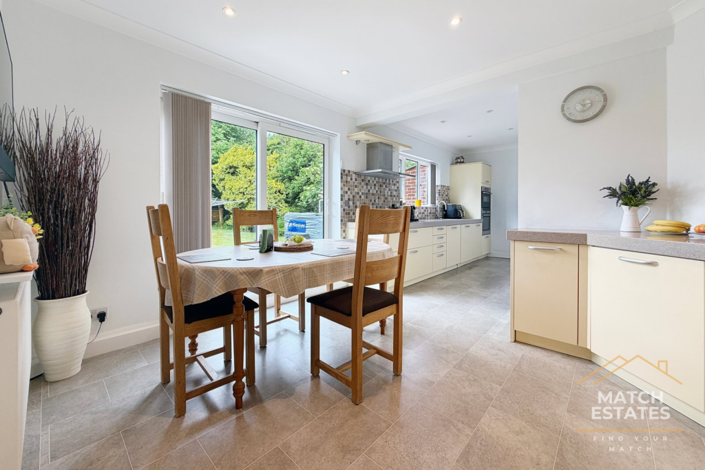 House in Folkestone, Morehall - View 4