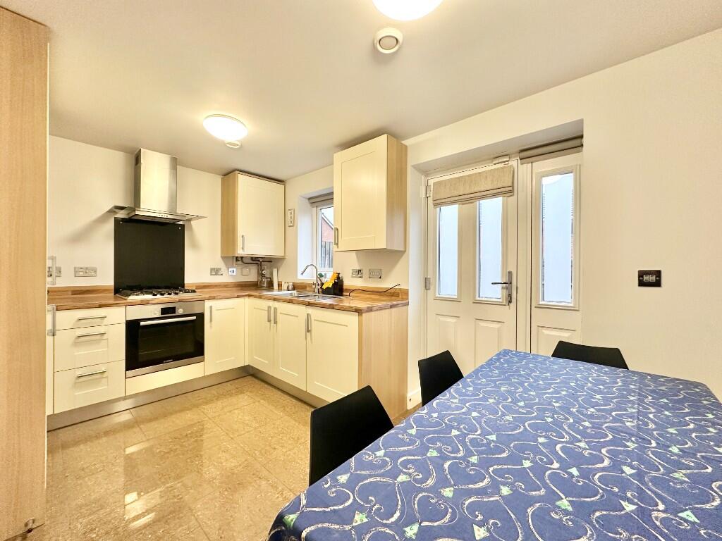 Over Ashberry, Altrincham, Greater Manchester, WA14 photo 3