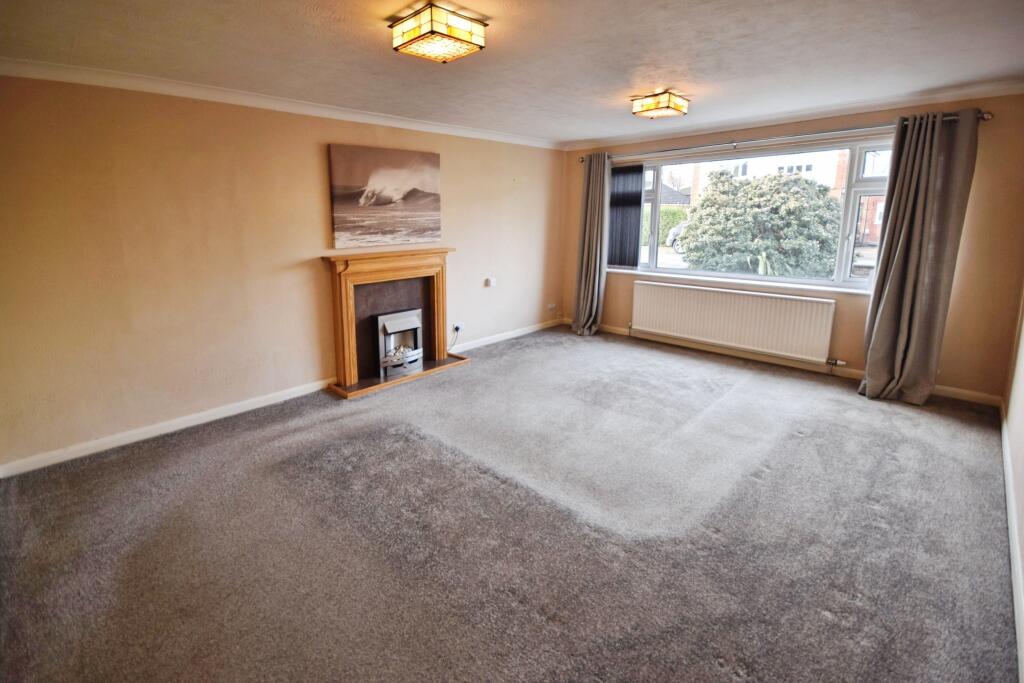 Hoylake Drive, Skegness, PE25 photo 2