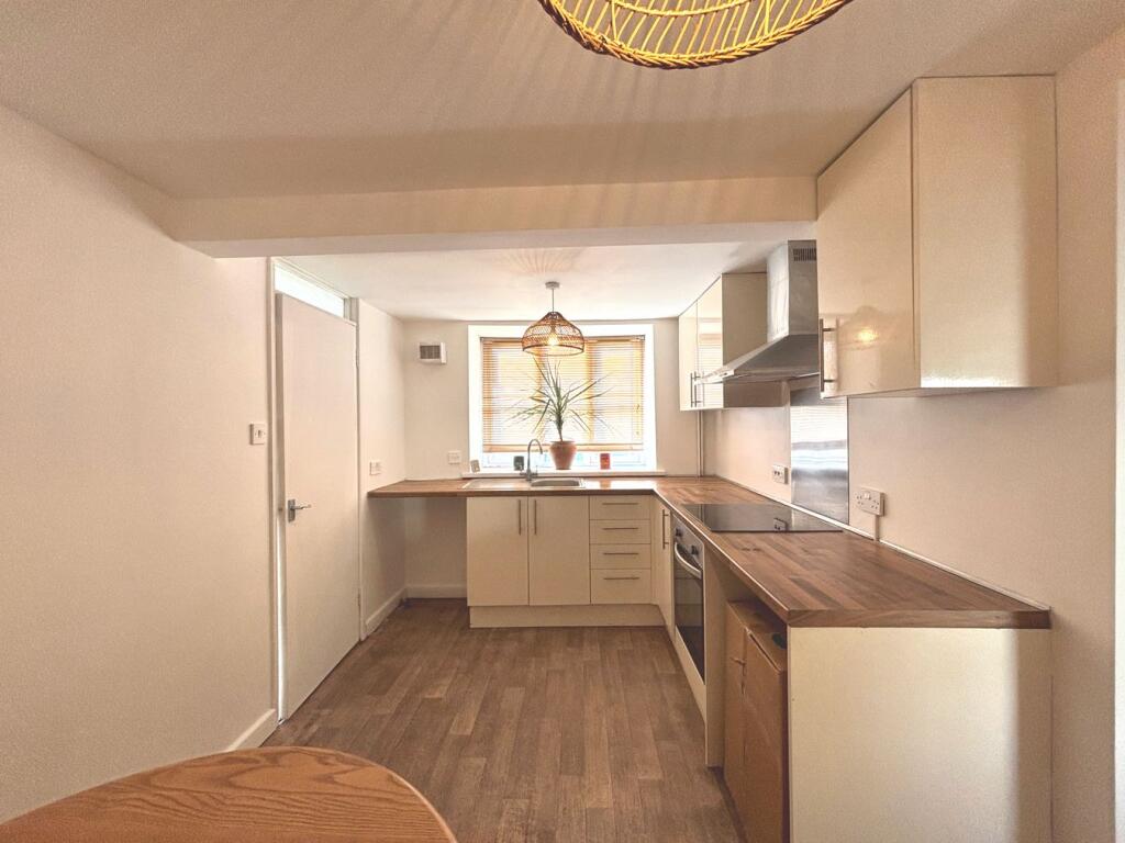 House in Wotton-under-Edge, Coombe - View 2