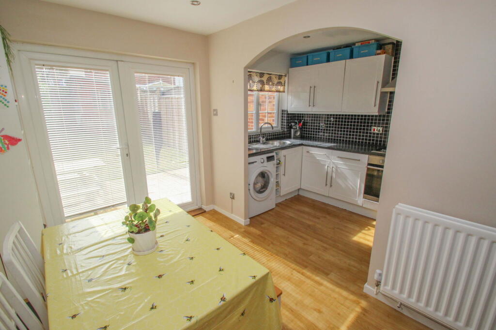 Buddle Close, Staddiscombe, Plymstock photo 2