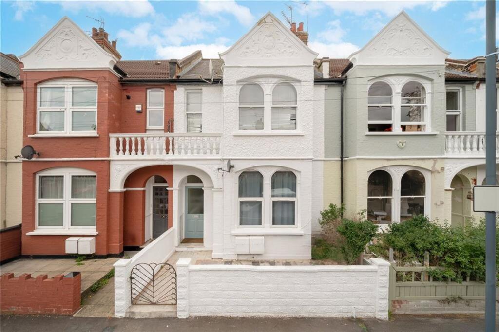 Main image of property: Linacre Road, Willesden