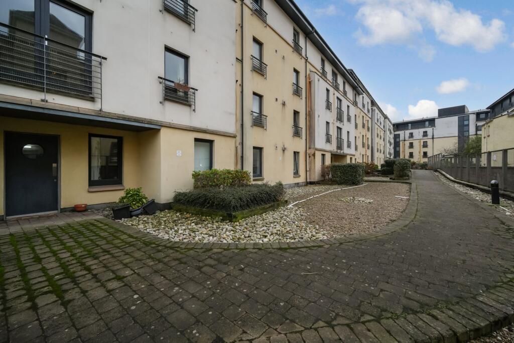 Main image of property: 11 (Flat 5), Cables Wynd, Leith, Edinburgh