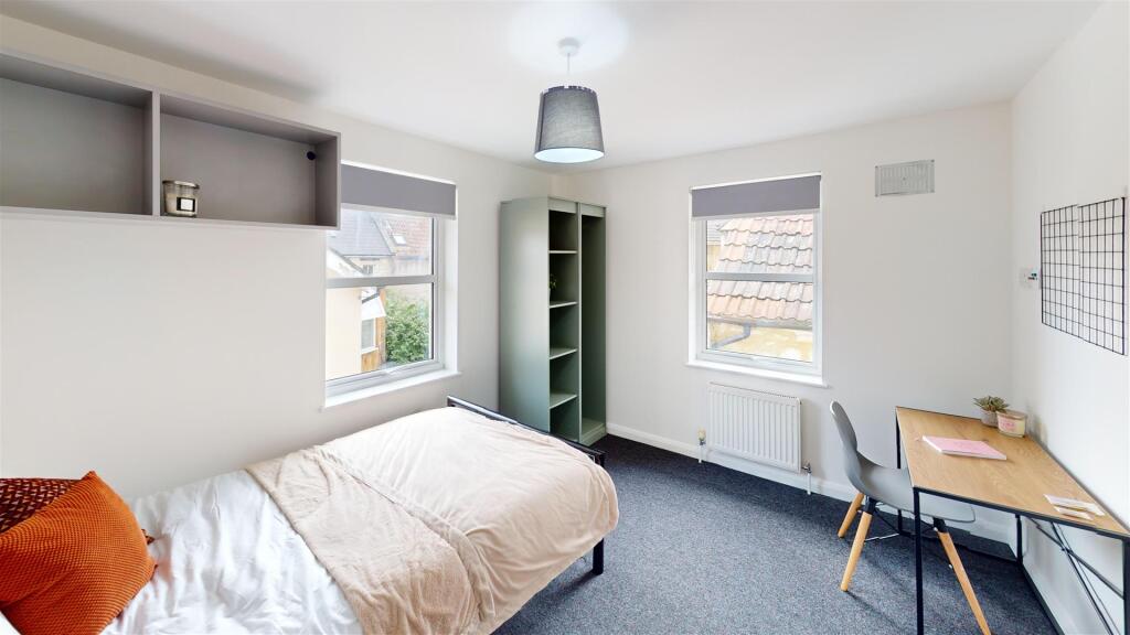 Additional image 4 of F3, 8 Piccadilly Place