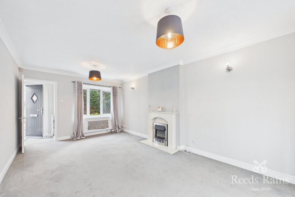 Oxford Walk, Gomersal, Cleckheaton, West Yorkshire, BD19 photo 2