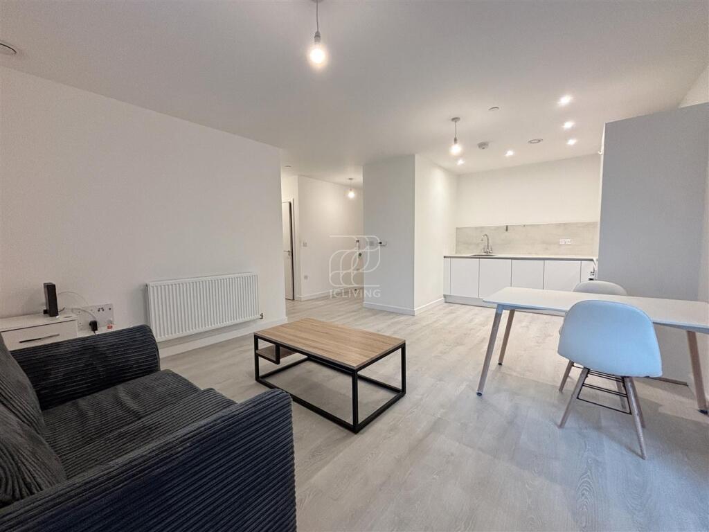 Apartment in London - View 2
