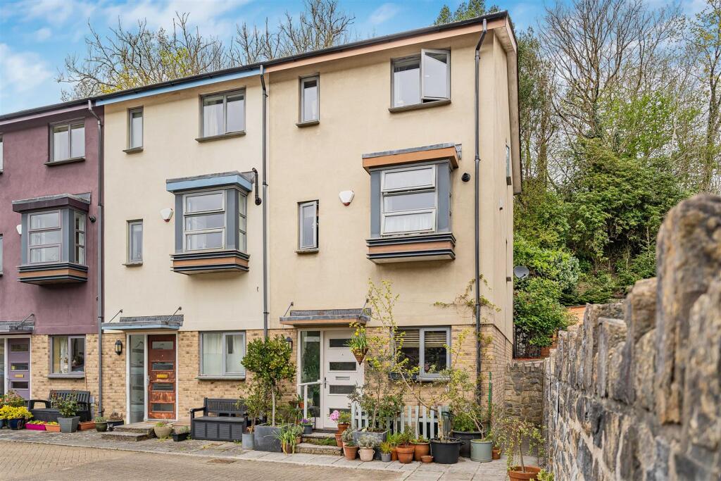 Main image of property: Foundry Mews, Tavistock