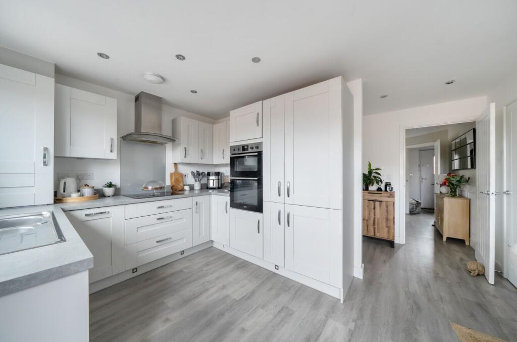 House in Exeter - View 4
