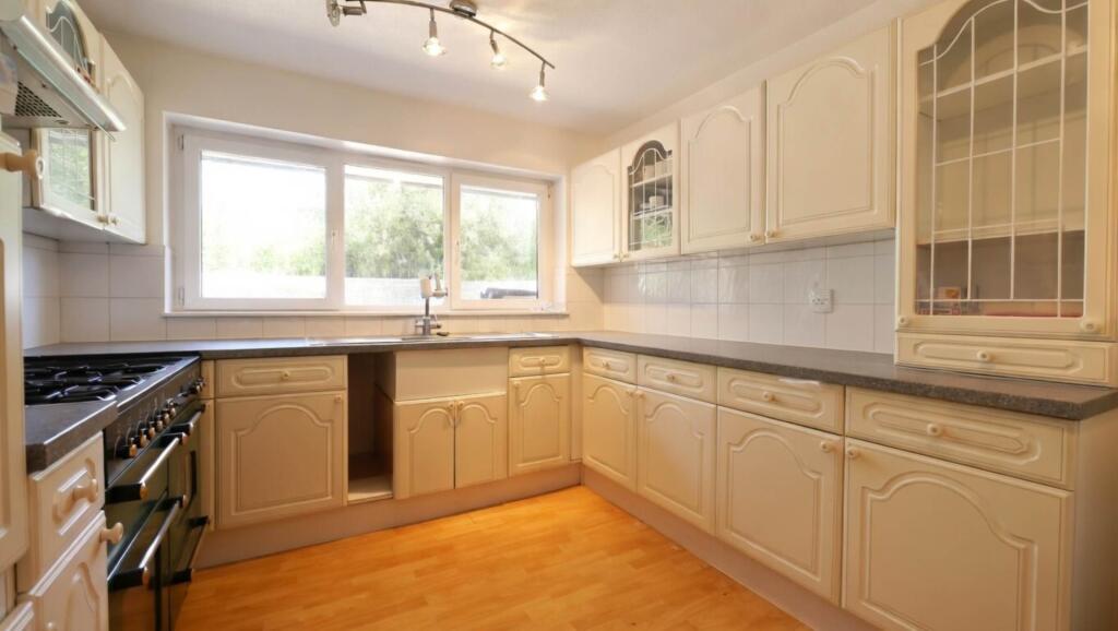 Additional image 3 of Bishops Close, Hatfield