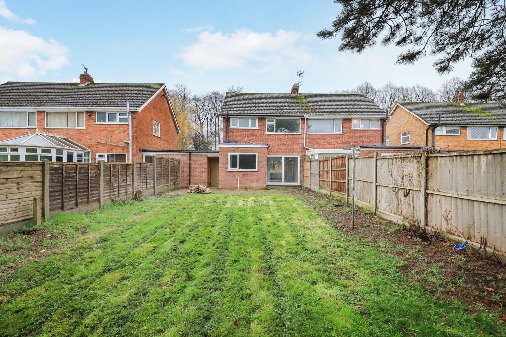 Cannock Road, Featherstone, Wolverhampton photo 2