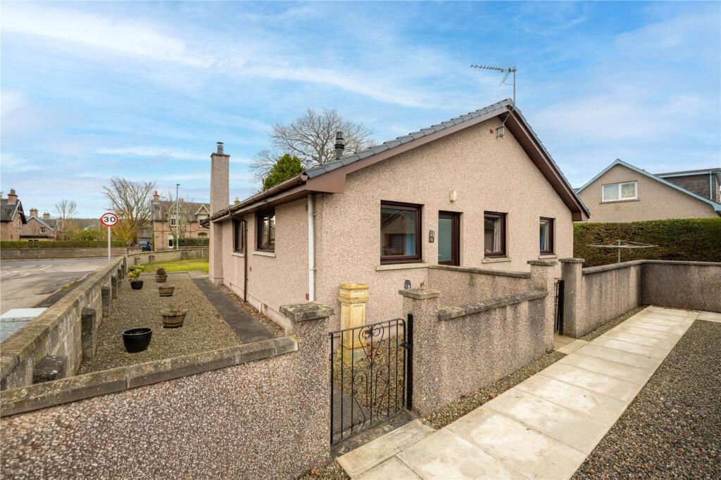 Garden Place, Beauly, Highland, IV4 photo 2