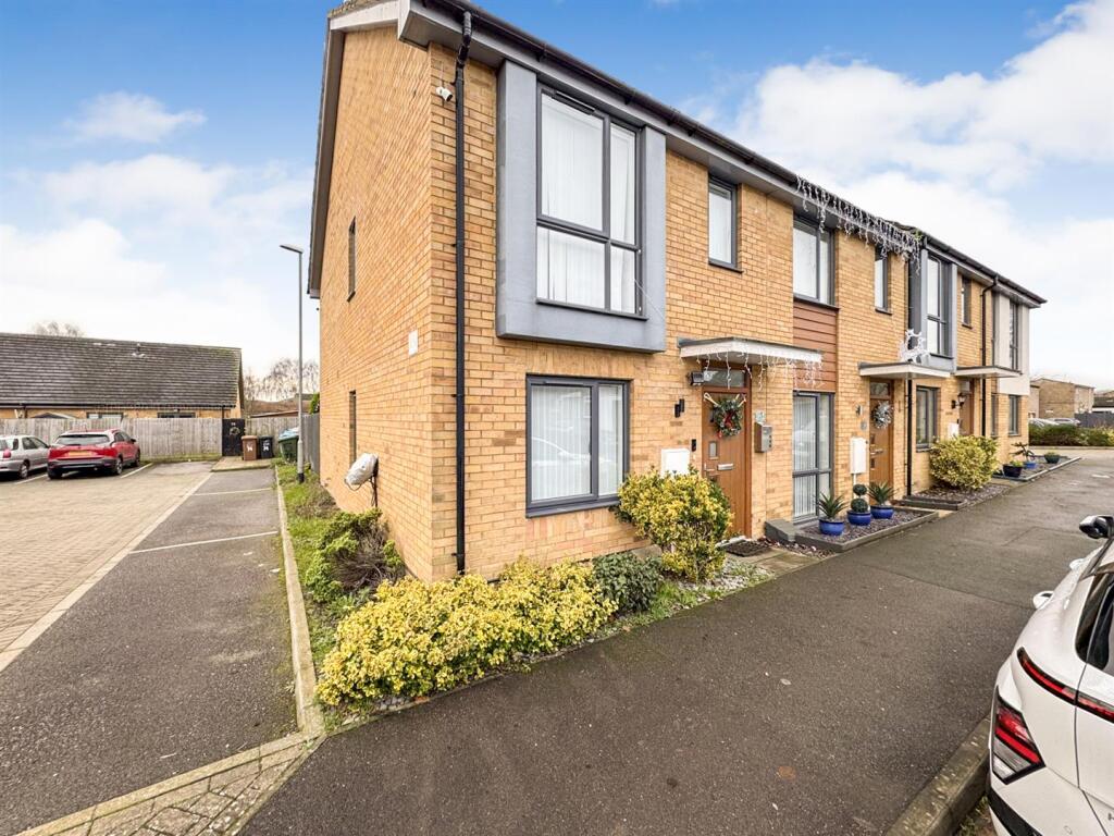 2-bed terraced on Tromso Close, Corby, £190,000