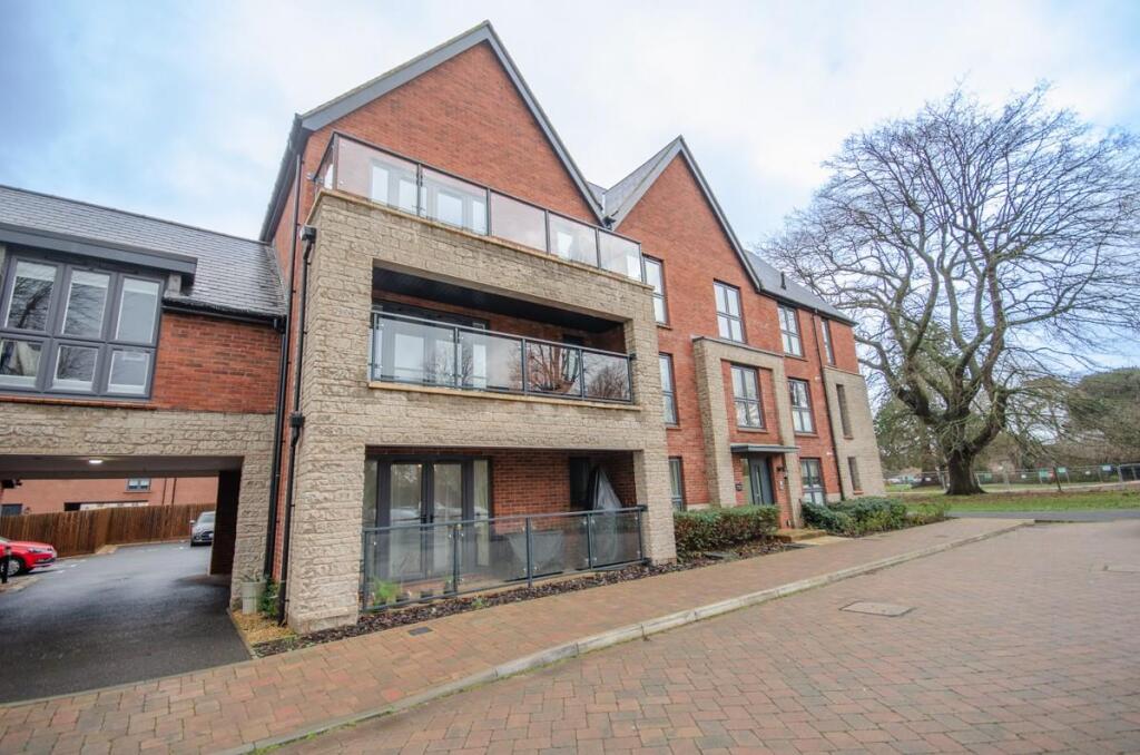 Main image of property: Jenkins Way, Frenchay, Bristol, BS16 2NS