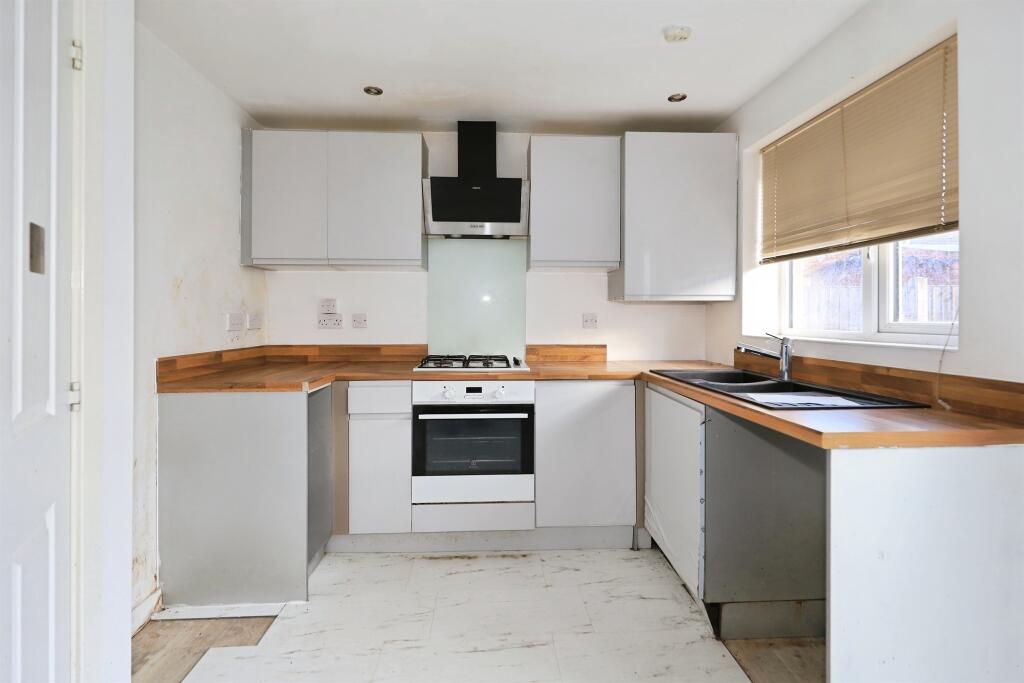 House in Wolverhampton - View 3