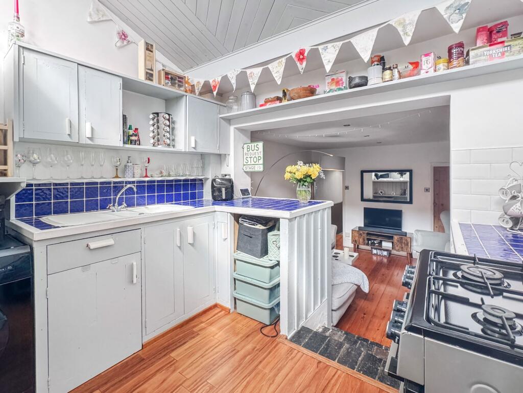House in Cowes, Isle of Wight - View 4