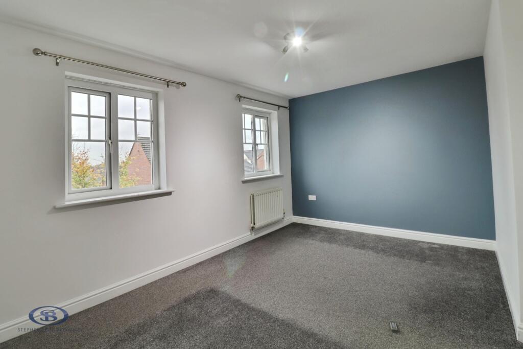 House in Crewe, Coppenhall - More