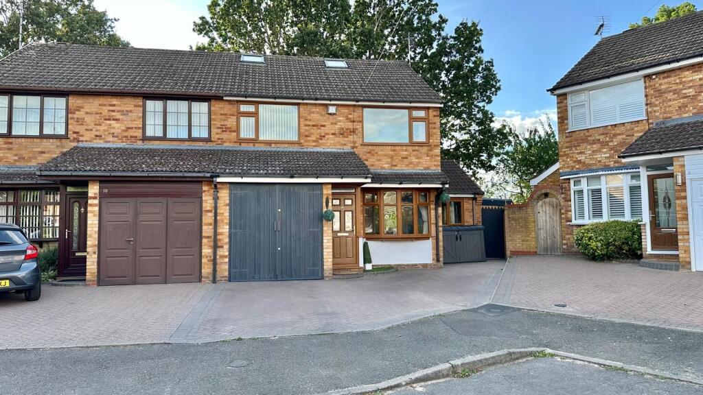 Main image of property: Rowan Close, Binley Woods, Coventry, CV3