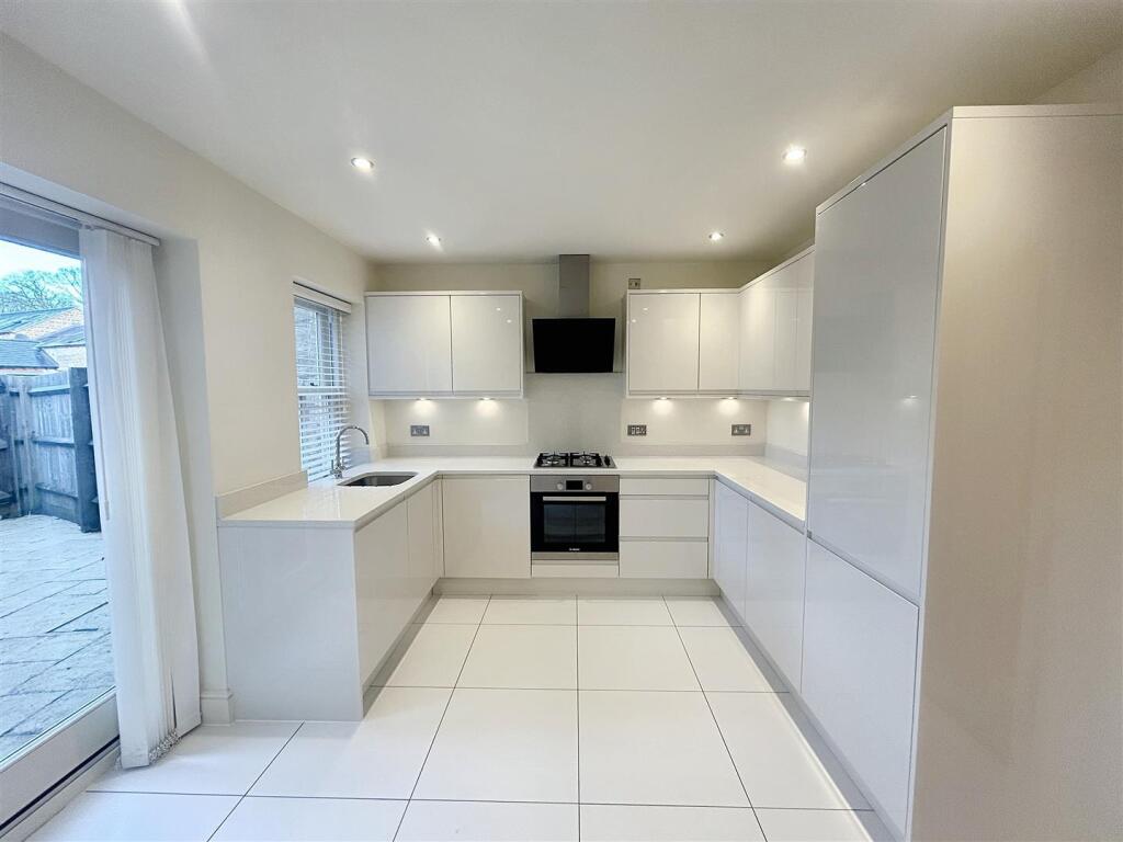 House in Northampton - View 4