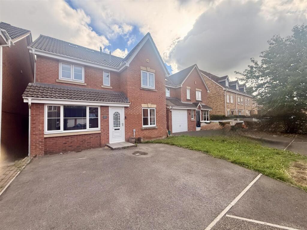 Main image of property: Lanes End, Bristol
