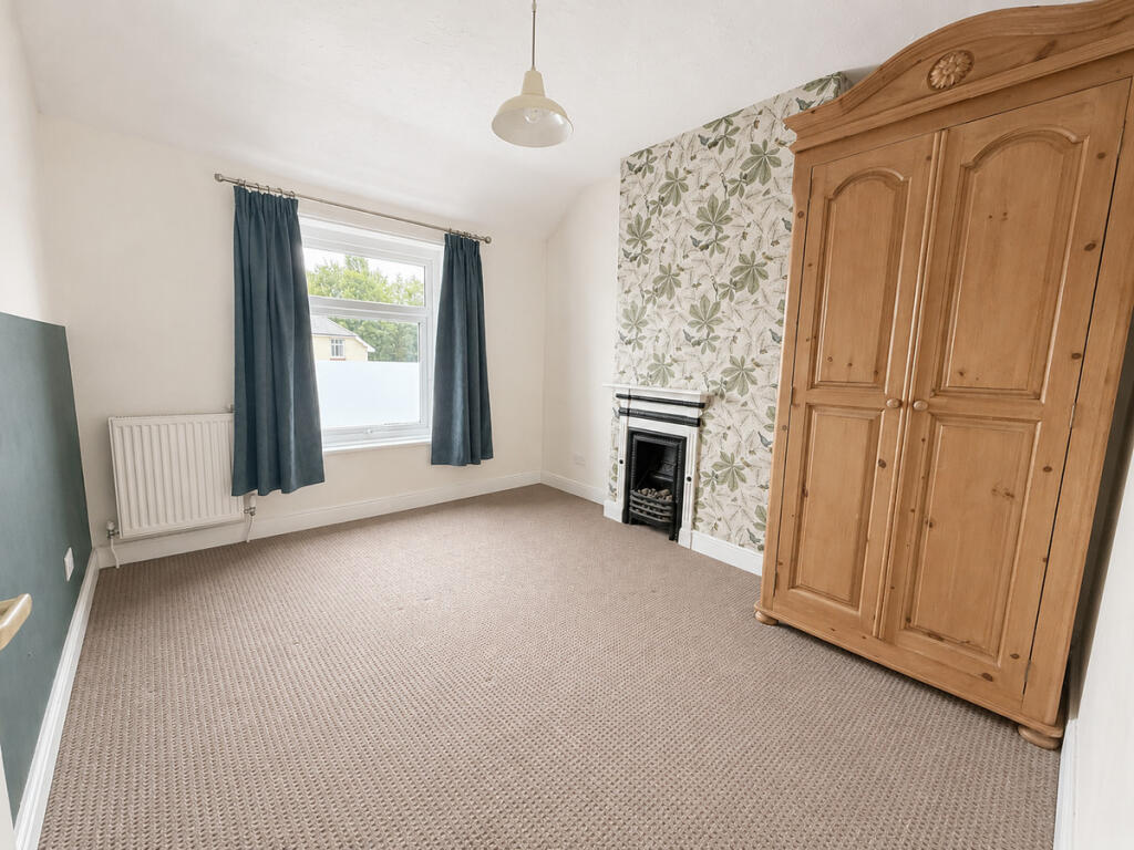 House in Stratton St Margaret, Kingsdown - More
