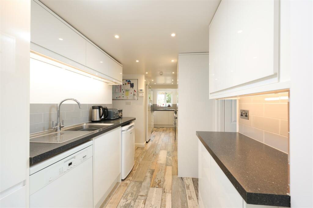 Albert Terrace, Salcombe Road, Sidmouth photo 3