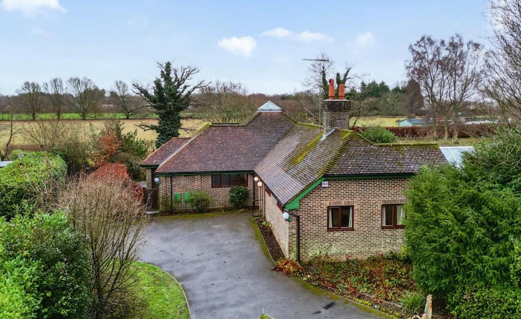Main image of property: Maidstone Road, Sutton Valence, Kent