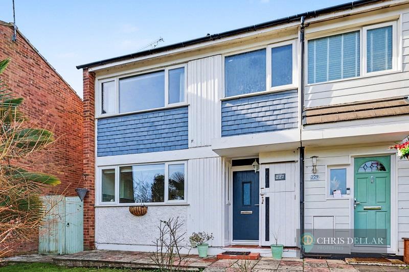 3-bed terraced on Monks Walk, Buntingford, £425,000