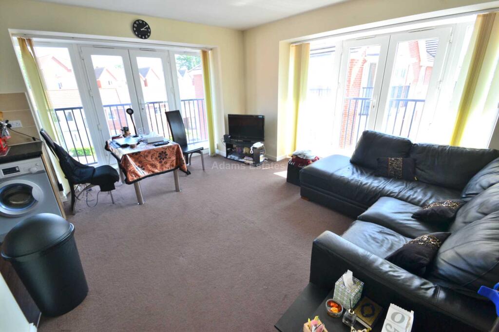 Apartment in Reading - View 2